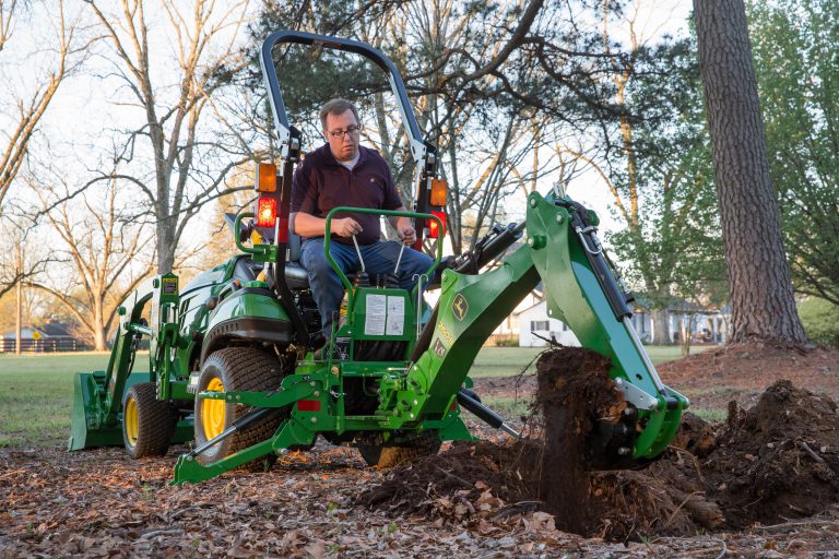 John Deere 260B Backhoe for 1-Series Tractors